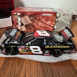 Dale Earnhardt Jr. #8 Budweiser Dave Matthews Band 1:24 Scale Stock Car